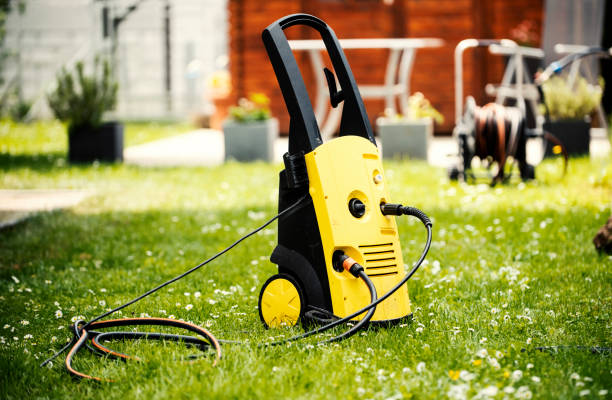 Best Driveway Pressure Washing  in Taos, NM